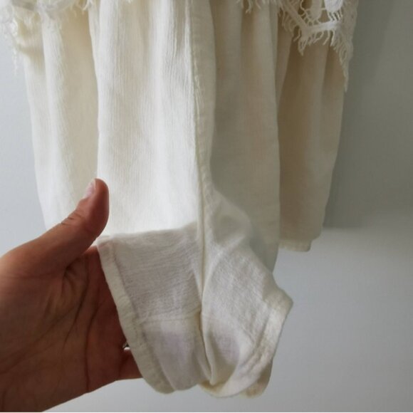 American Eagle White Ivory Lace Crochet Overlay Romper - Picture 4 of 7